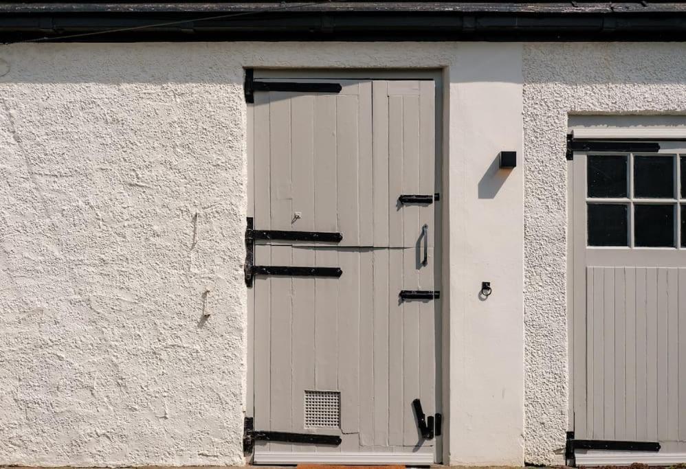 The Old Stables Villa Newcastle upon Tyne Exterior photo