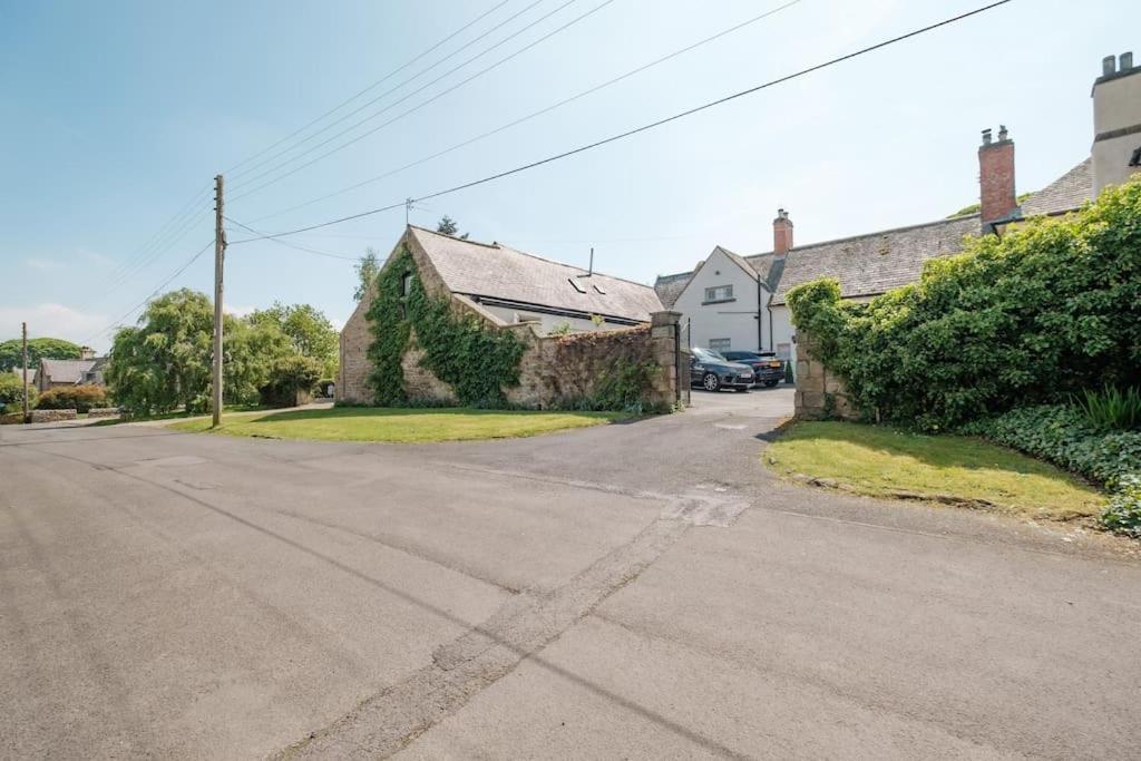 The Old Stables Villa Newcastle upon Tyne Exterior photo